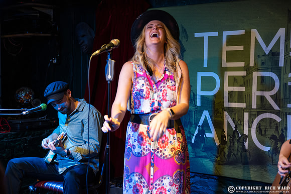 Elles Bailey