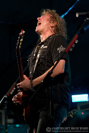 Y&T