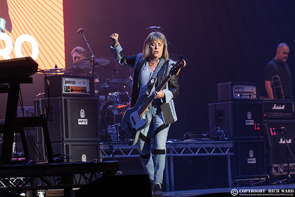 Suzi Quatro