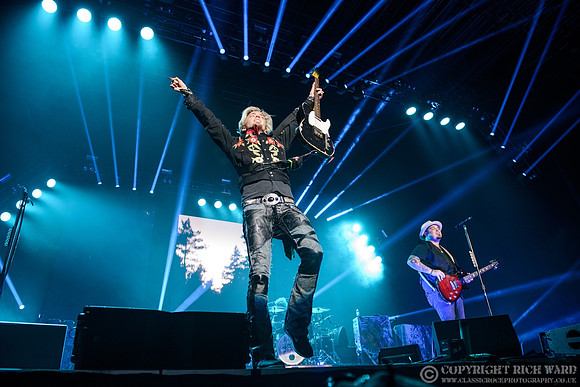 Black Stone Cherry
