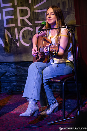 Elles Bailey