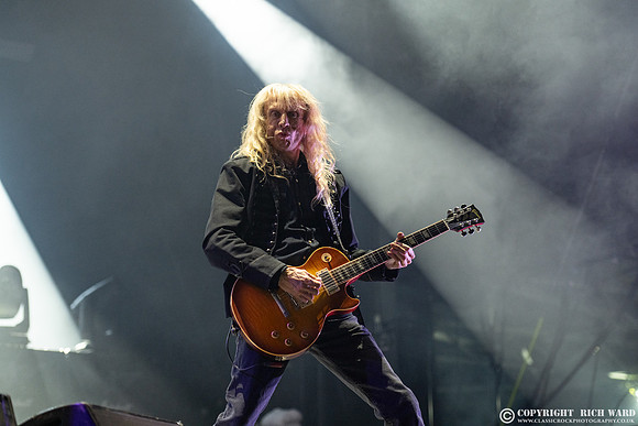 Saxon