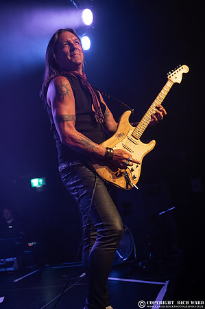 Glenn Hughes