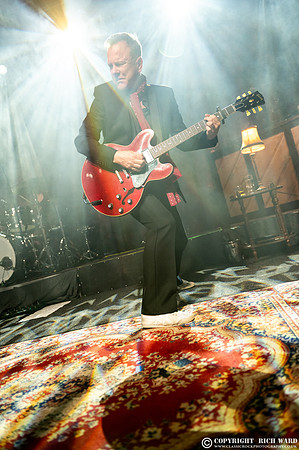 Kiefer Sutherland