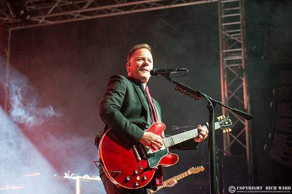 Kiefer Sutherland