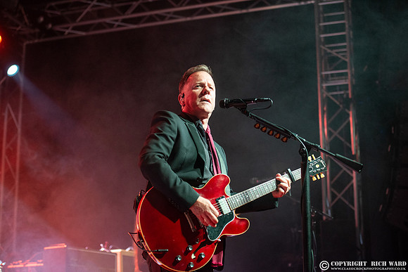 Kiefer Sutherland