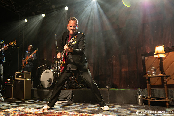 Kiefer Sutherland