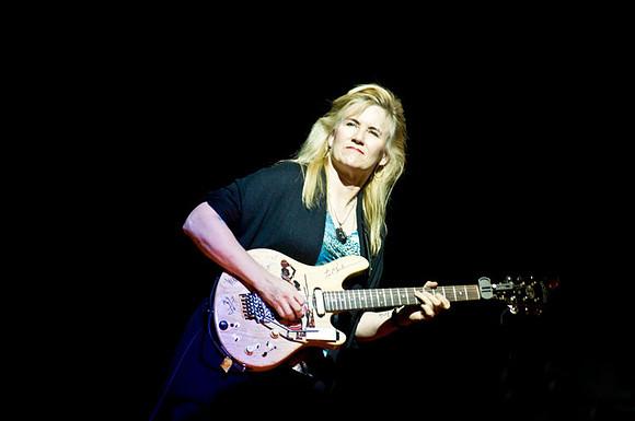 Jennifer Batten