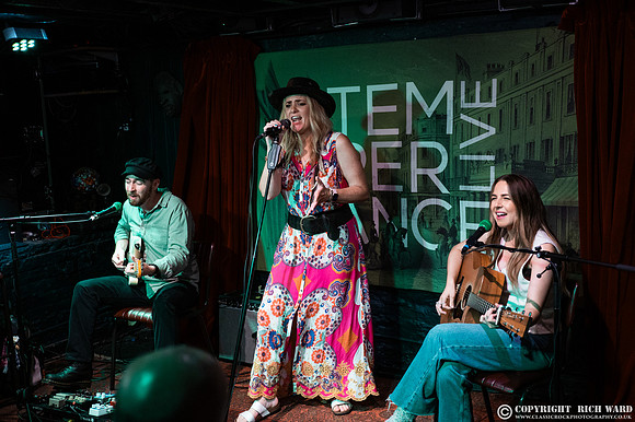 Elles Bailey