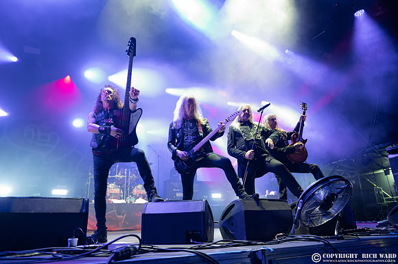 Saxon