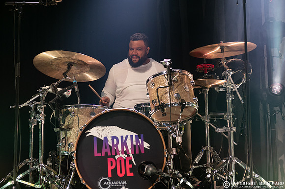 Larkin Poe