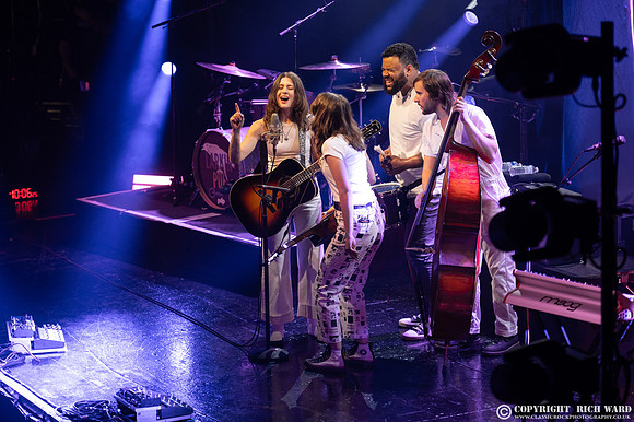 Larkin Poe