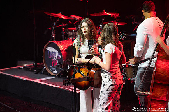 Larkin Poe