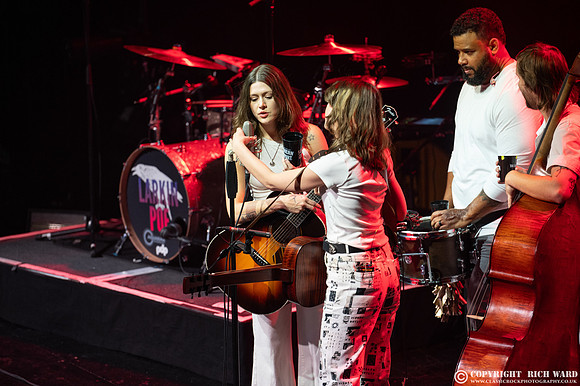 Larkin Poe