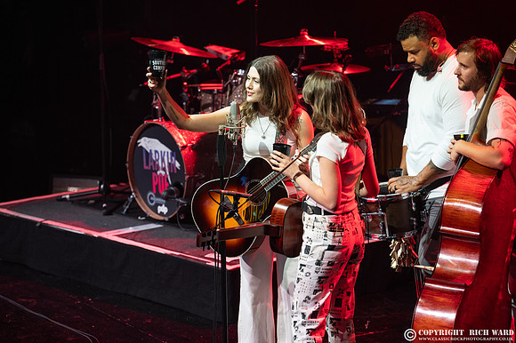 Larkin Poe