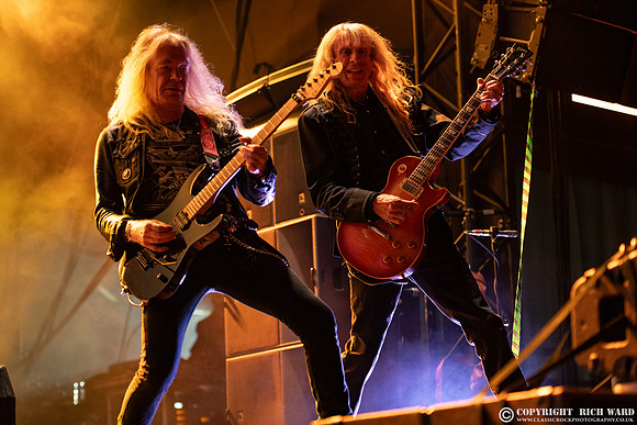 Saxon
