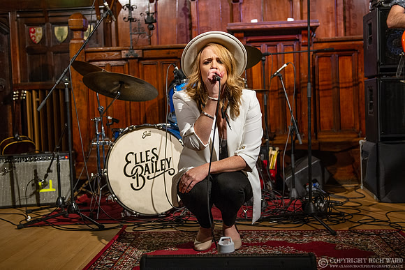 Elles Bailey