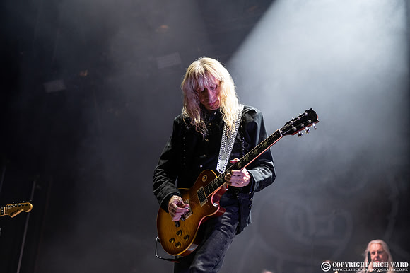 Saxon