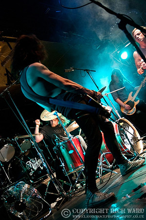 Glassguns