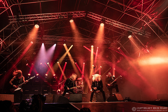 Saxon