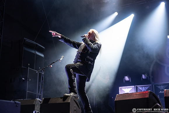 Saxon
