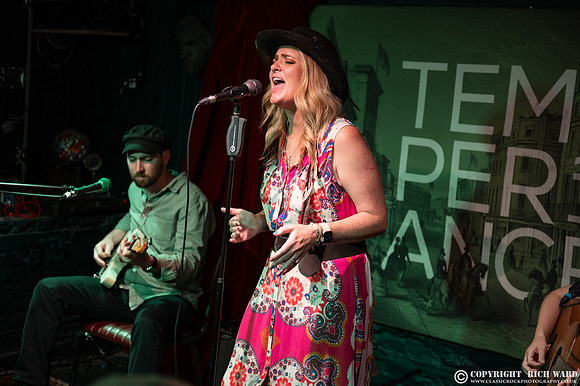 Elles Bailey
