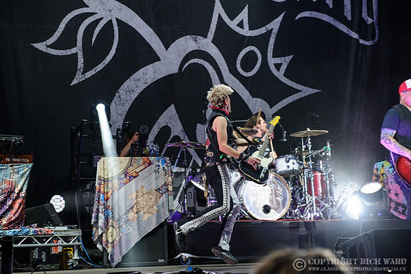 Black Stone Cherry