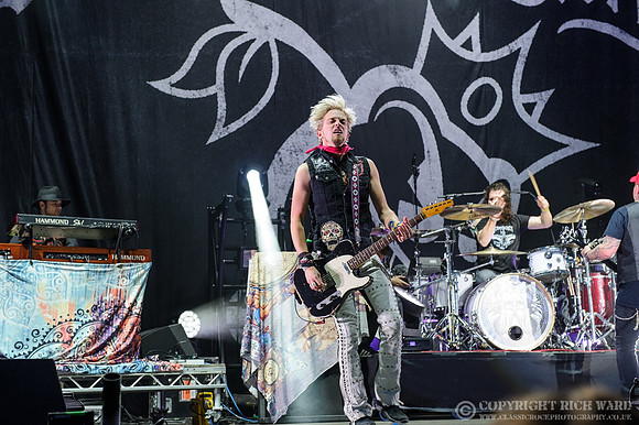 Black Stone Cherry