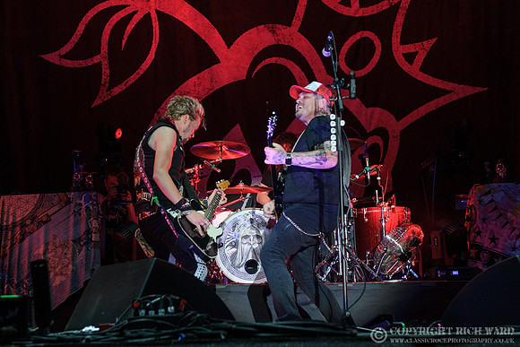 Black Stone Cherry