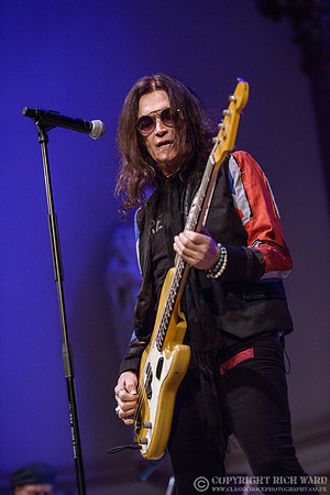 Glenn Hughes