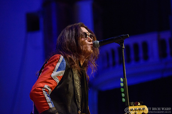 Glenn Hughes