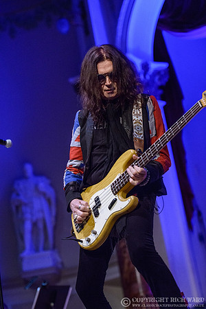 Glenn Hughes
