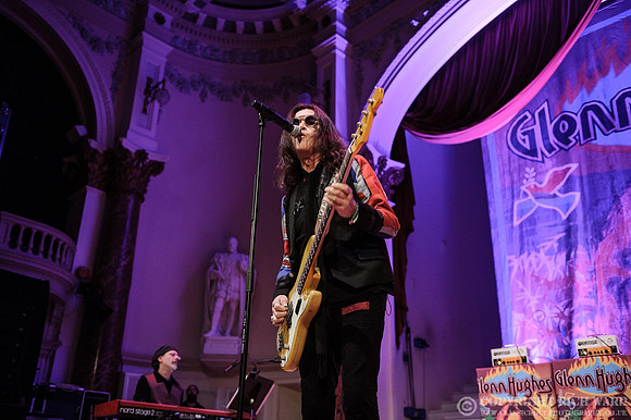 Glenn Hughes