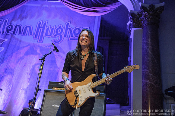 Glenn Hughes