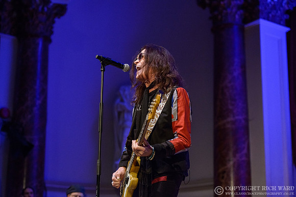 Glenn Hughes