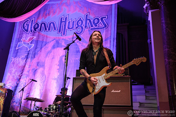 Glenn Hughes