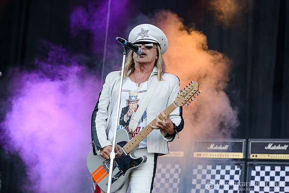 Cheap Trick