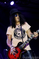Slash featuring Myles Kennedy & The Conspirators