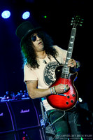Slash featuring Myles Kennedy & The Conspirators