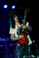 Slash featuring Myles Kennedy & The Conspirators