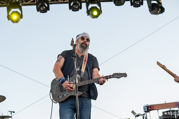 Steve Earle