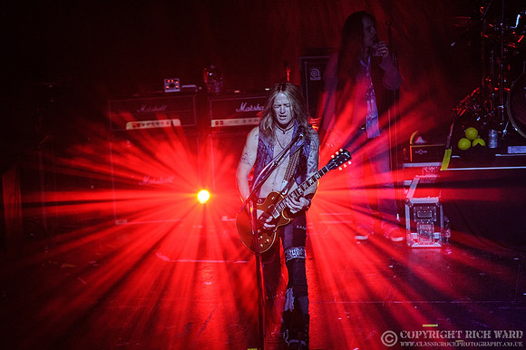 Dead Daisies