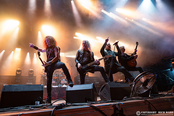 Saxon
