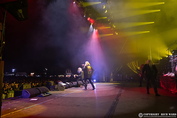 Saxon