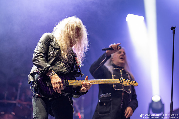 Saxon