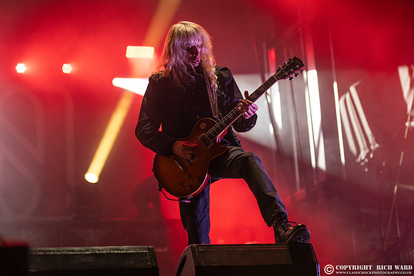 Saxon