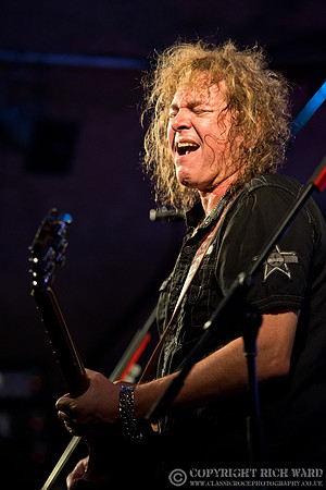 Y&T