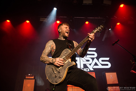 Kris Barras Band