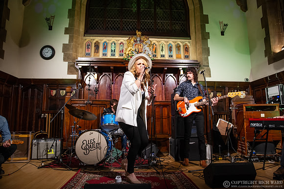 Elles Bailey