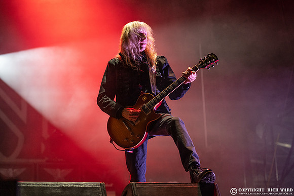 Saxon